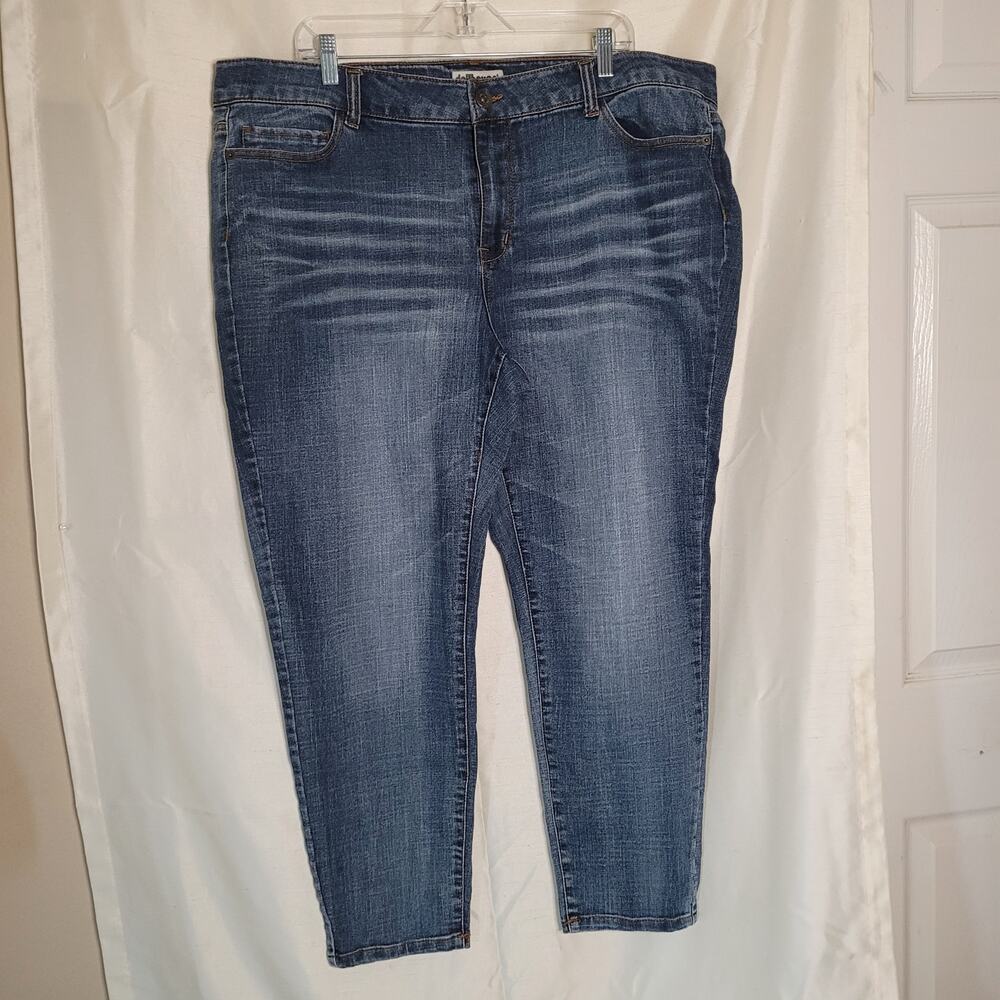 Dollhouse Comfortable Fit Size 20 Jeans